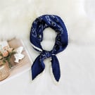 NHMN1244661-14-Wrinkled-Bagua-Flower-Navy-70cm