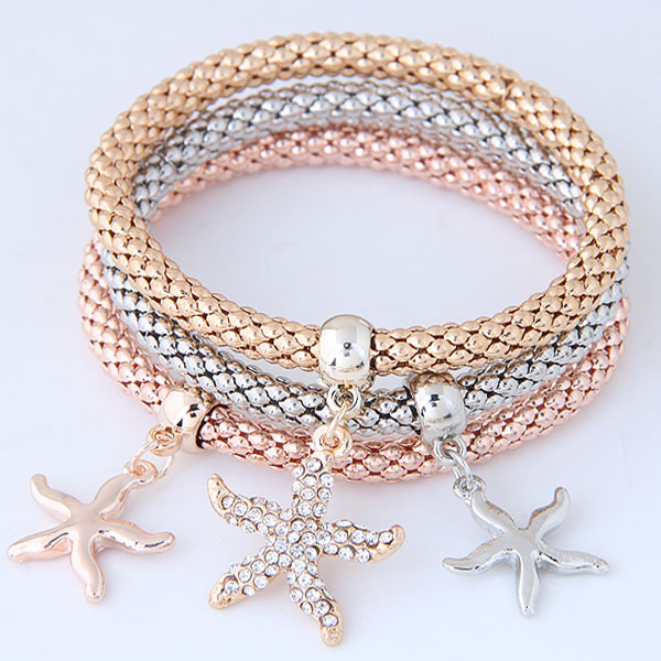 Pulsera colgante de estrella de mar tricolor de moda  pulsera de múltiples capas de cadena de maíz simple al por mayor NHSC213451