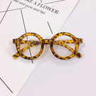 NHKD657562-Yellow-Leopard-White