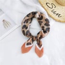 NHMN1599723-8-Cotton-Leopard-Orange-Edge-58cm