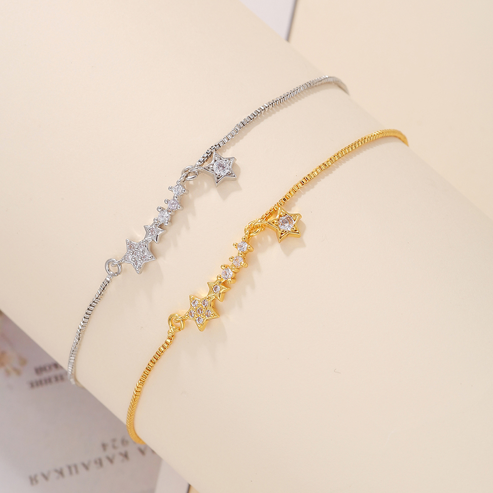 Dulce Estilo Simple Estrella Cobre Enchapado Embutido Diamantes De Imitación Chapado En Oro De 18 Quilates. Pulsera