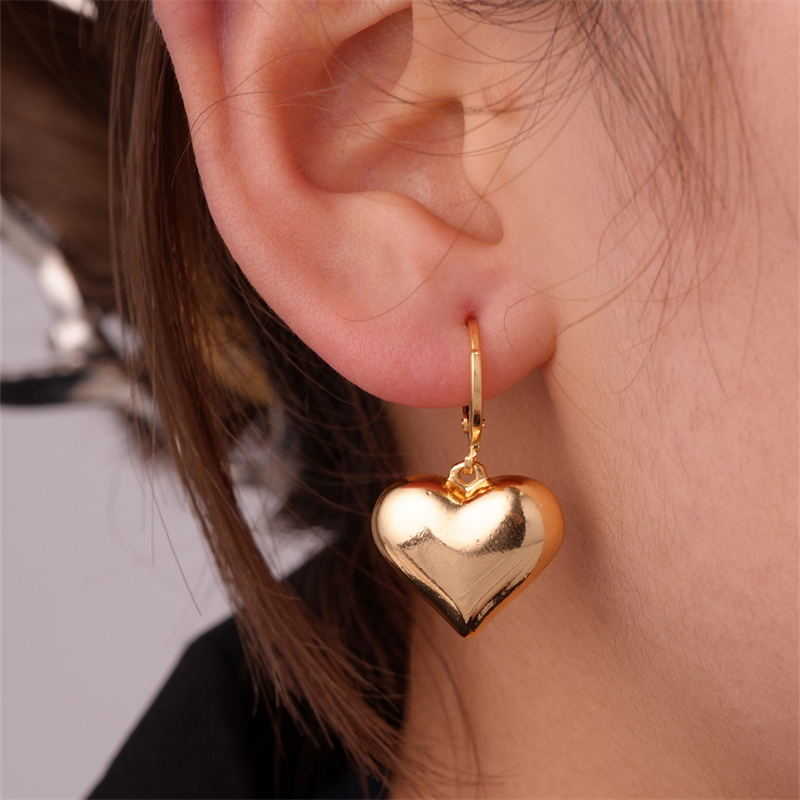 1 Par Estilo IG Estilo Simple Forma De Corazón Enchapado Acero Inoxidable Chapado En Oro Pendientes De Gota