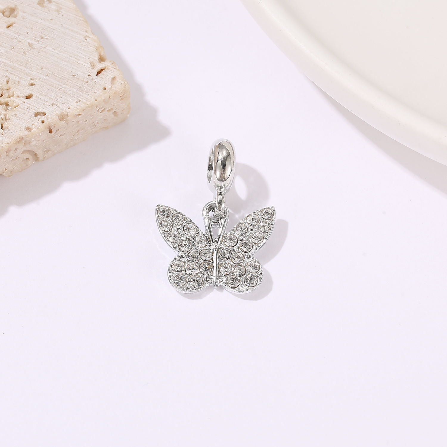 1 Pieza Aleación Diamantes De Imitación Mariposa Colgante