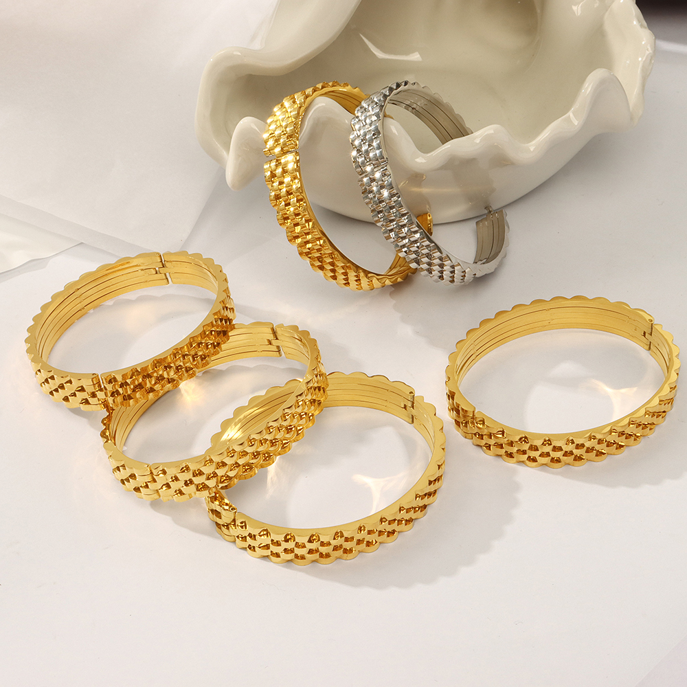 Acero Titanio chapados en oro de 18k Casual Estilo Simple Geométrico En Capas Enchapado Brazalete