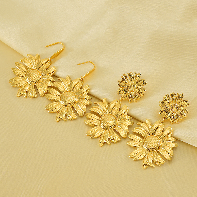 1 Par Estilo Simple Flor Acero Inoxidable chapados en oro de 18k Pendientes De Gota