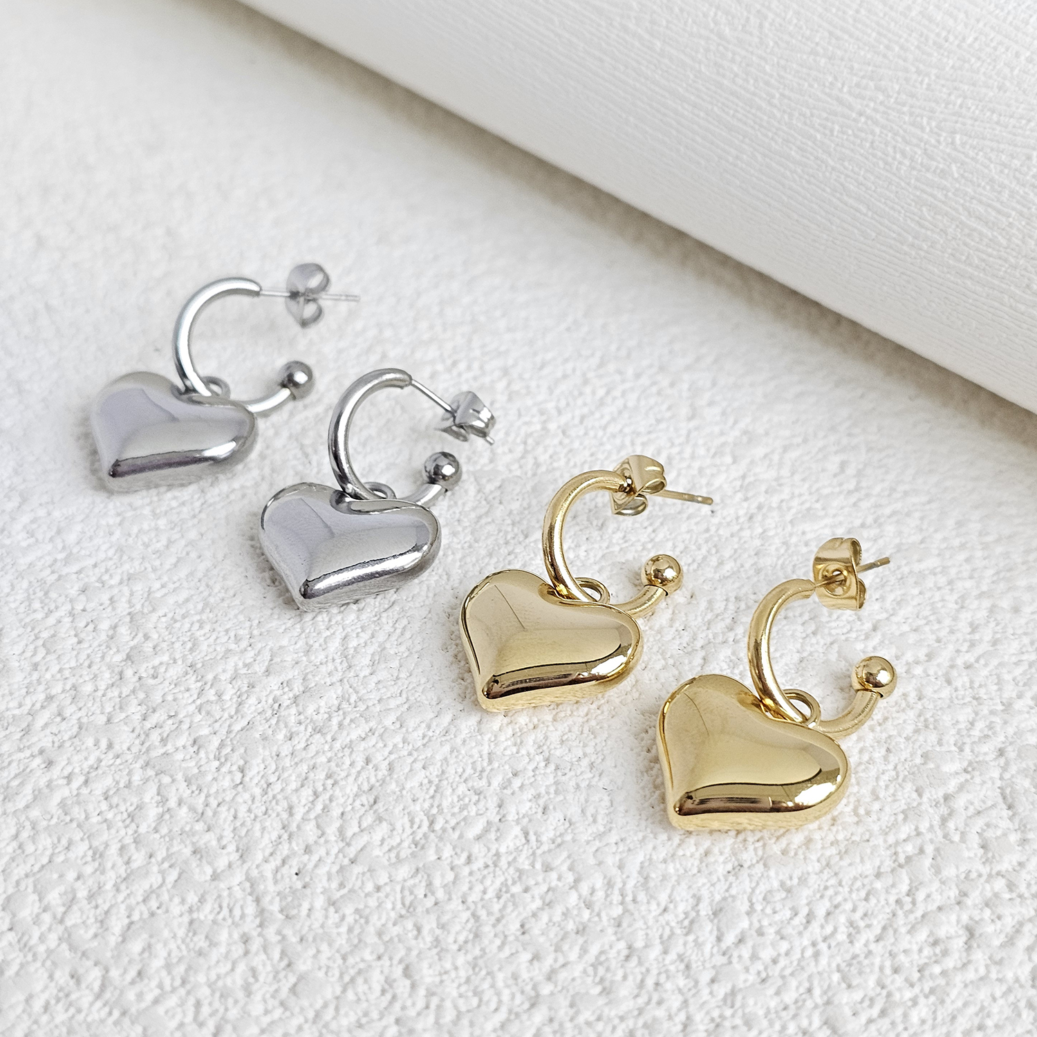 1 Par Estilo francés Estilo Simple Forma De Corazón Acero Inoxidable chapados en oro de 18k Pendientes De Gota