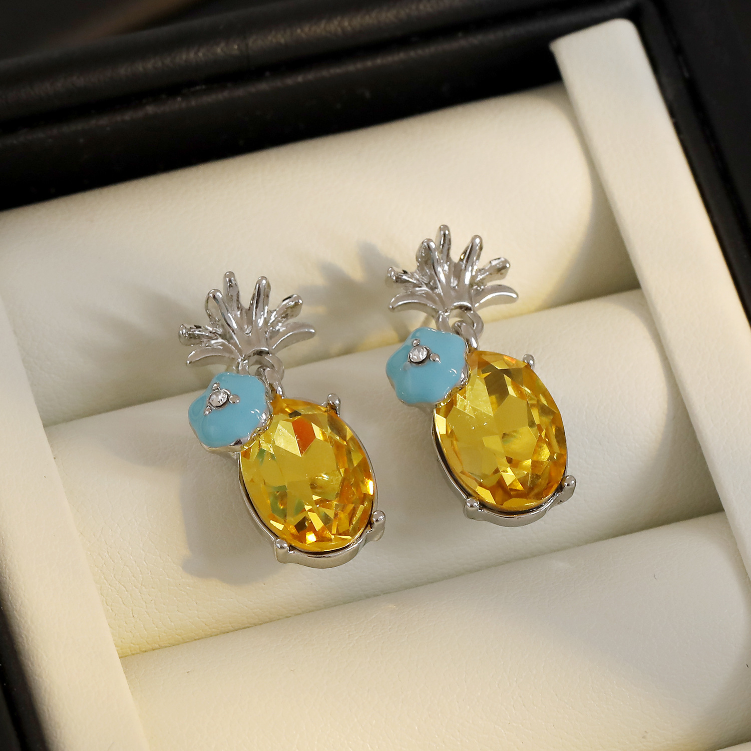 1 Par Elegante Lindo Dulce Piña Enchapado Embutido Cobre Circón chapados en oro de 18k Pendientes De Gota