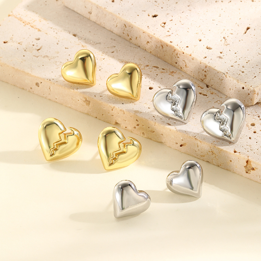 1 Par Estilo Simple Estilo Clásico Forma De Corazón Enchapado Cobre chapados en oro de 18k Pendientes