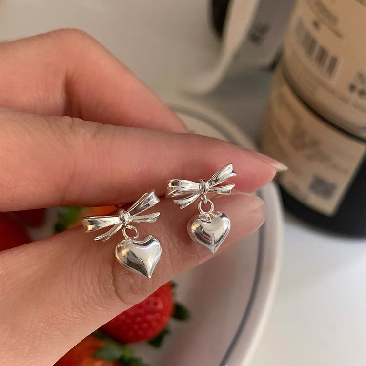 1 Par Dulce Estilo Simple Forma De Corazón Nudo De Lazo Plata Esterlina Pendientes De Gota