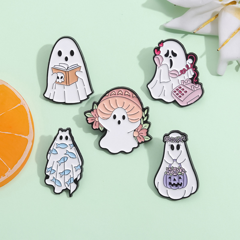 Estilo de dibujos animados estilo vaquero Patrón De Halloween fantasma Diablo Aleación Estampado Barniz De Estufa Enchapado Mujeres Broches